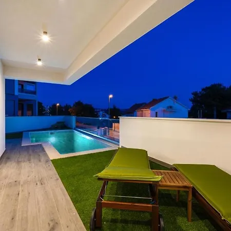 Apartmán Luxury Two-Floor Apartment With Private Heated Pool, Garden And Sea View 2 Primošten